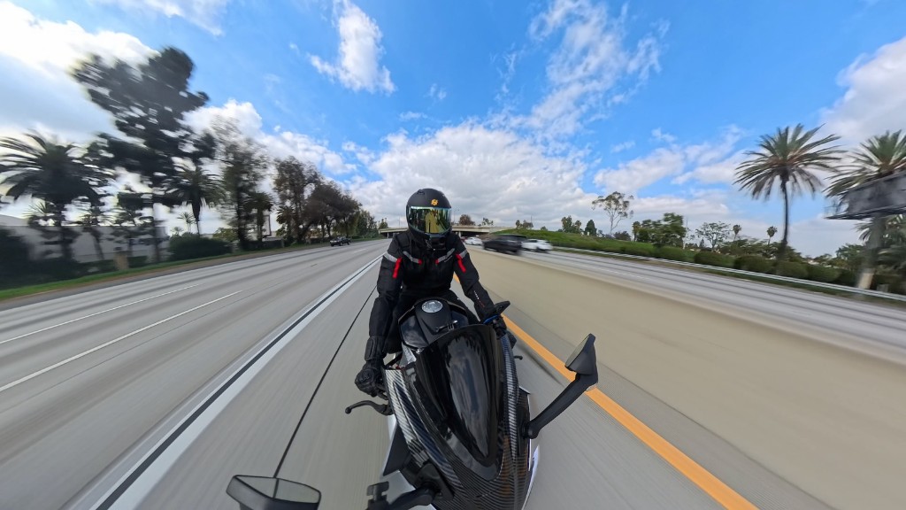 Riding the CFMOTO 675SS on the highway